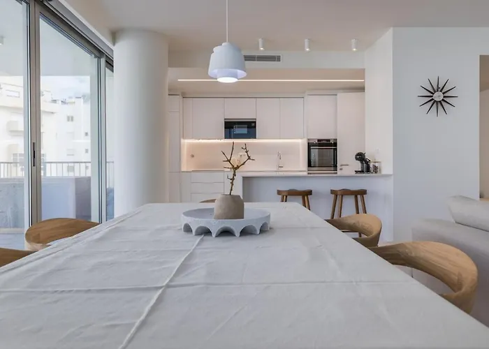 Bayline Xxvi Armação de Pêra