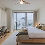 Bayline Xxvi 아파트